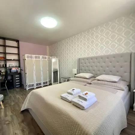 Cajkovskij Apartments Brno Room photo